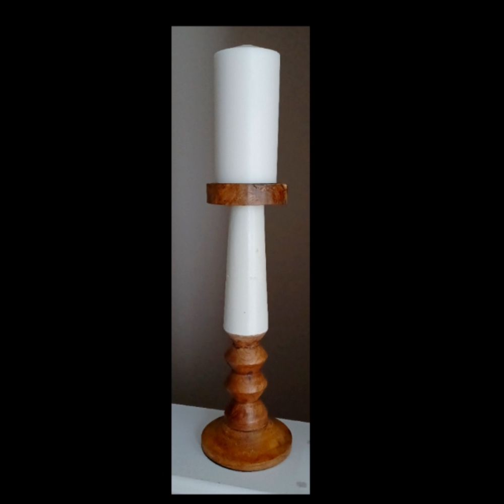 NEW* BEAUTIFUL WOODEN CANDLE HOLDER! BY BROYHILL*